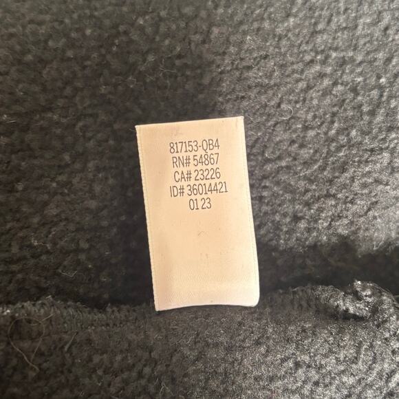 VICTORIA SECRET Cropped Long Sleeve Pullover V Neck with Grommets Black Sz L - Picture 6 of 6